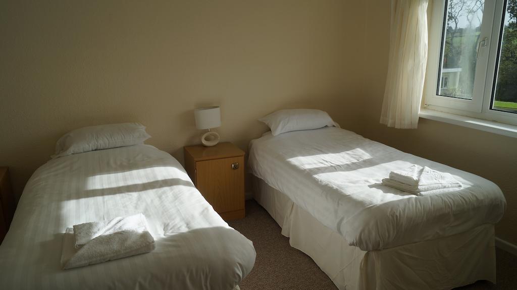 The Cardinals Hatt Ltd Saltash Room photo